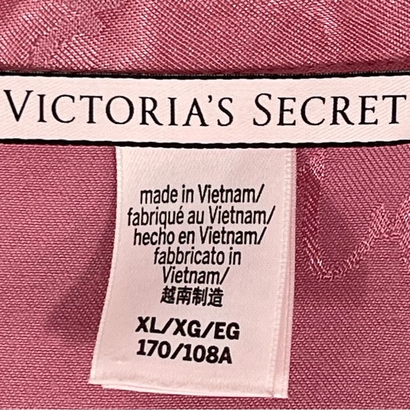 Victoria’s Secret Pink Sleep Satin Logo Romper - Picture 5 of 7